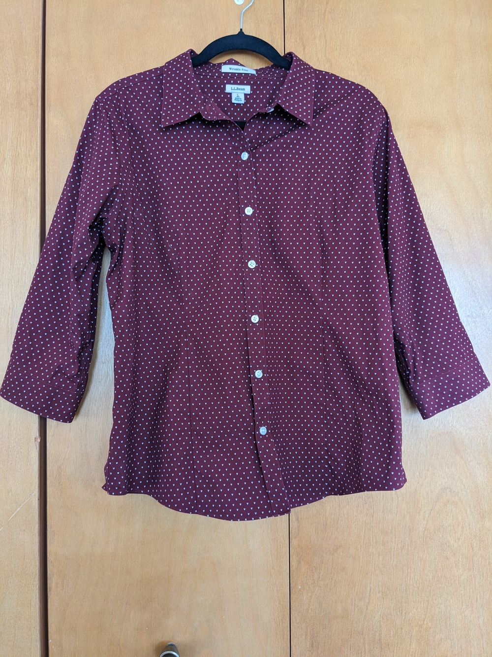 LL Bean Womens Wrinkle Free Button Down Shirt Burgundy Chevron Size Large Regula - Picture 1 of 9